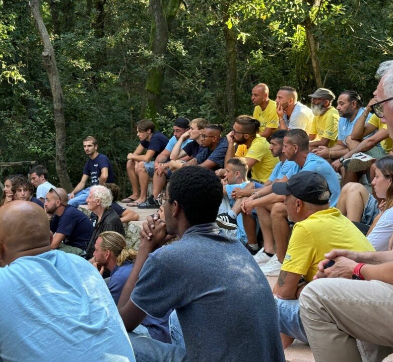 UN'ISOLA CHE PARTECIPA